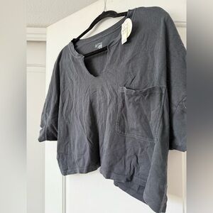 NWT Aerie Offline Rock n’ Roll Pocket Crop Top